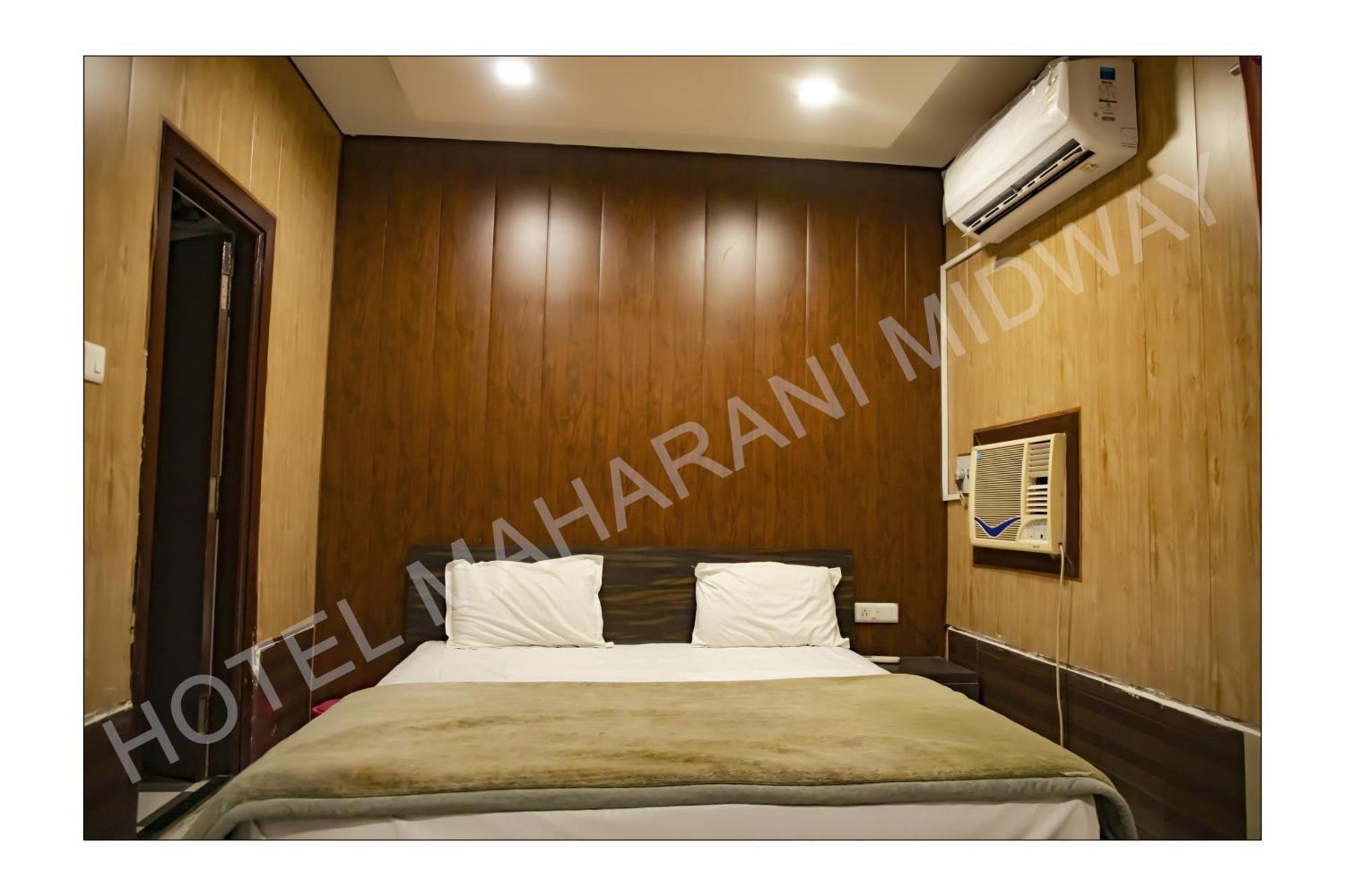 Hotel Maharani Midway Behror Extérieur photo